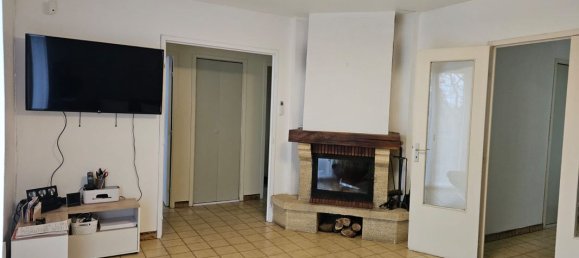 3 bedrooms House in Gracay, France No. 157126 2