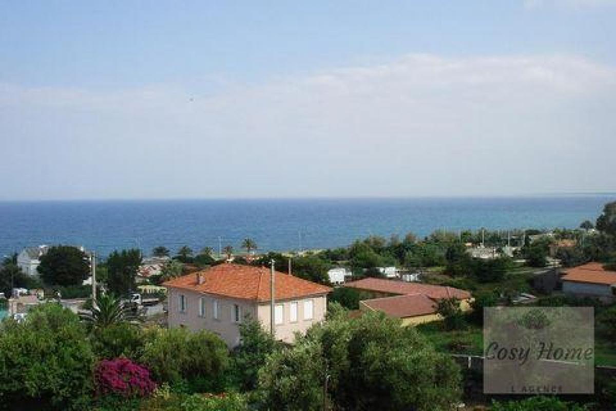7 bedrooms Condo in Bastia, France No. 16080