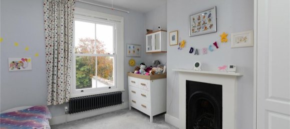 4 bedrooms House in London, United Kingdom No. 3740 10