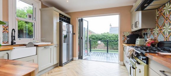 5 bedrooms House in Broadstairs, United Kingdom No. 10948 10