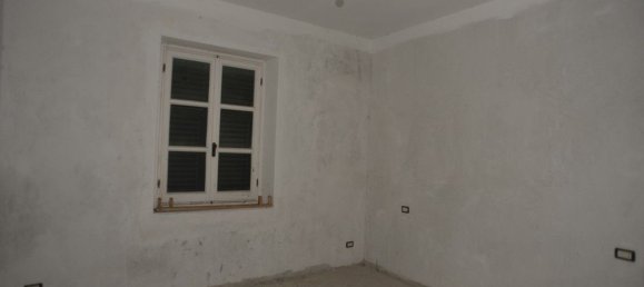 7-Zimmer Villa in Mignanego, Italy, Nr. 38502 38