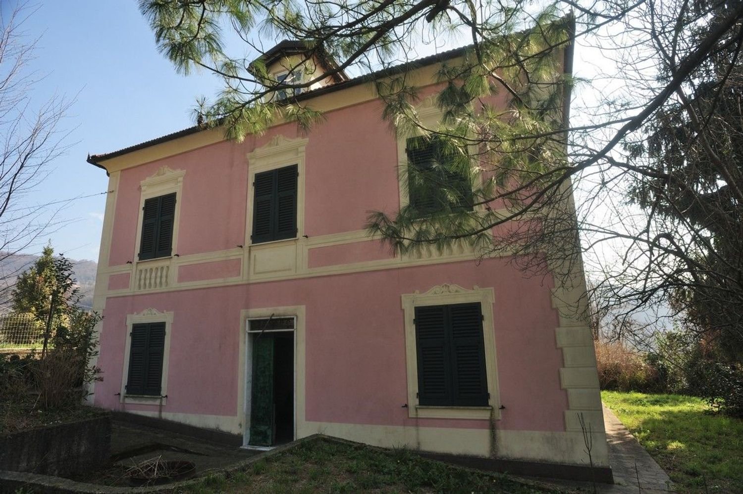 7-Zimmer Villa in Mignanego, Italy, Nr. 38502