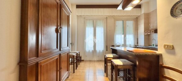 3 Schlafzimmer Wohnung in Novi Ligure, Italy, Nr. 15813 15