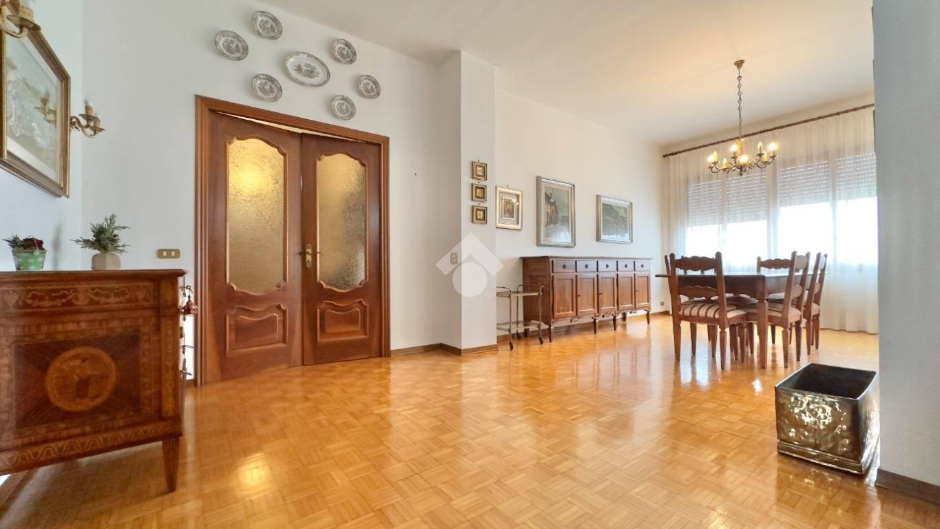 3 Schlafzimmer Wohnung in Novi Ligure, Italy, Nr. 15813
