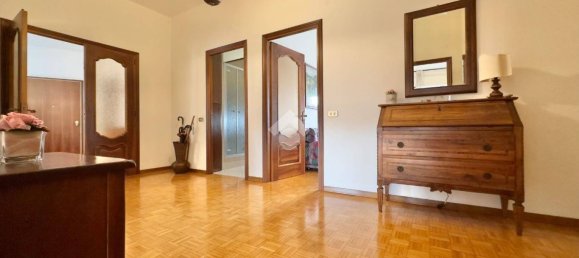 3 Schlafzimmer Wohnung in Novi Ligure, Italy, Nr. 15813 13