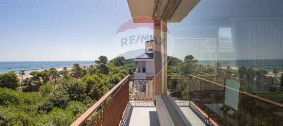 3 bedrooms Penthouse in Montesilvano, Italy No. 262163 17