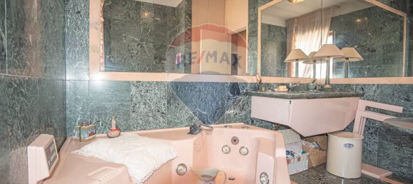 3 bedrooms Penthouse in Montesilvano, Italy No. 262163 30