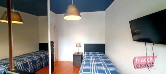 6 bedrooms House in Porto, Portugal No. 54072 18