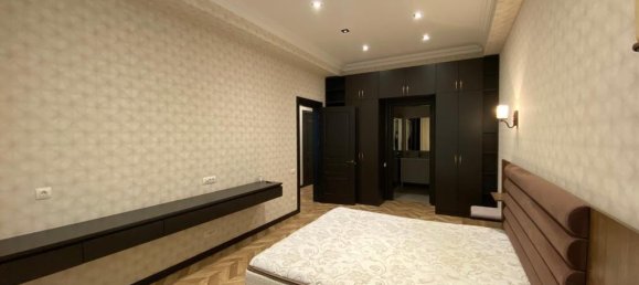 3 bedrooms Apartment in Nasimi, Azerbaijan No. 2090 18