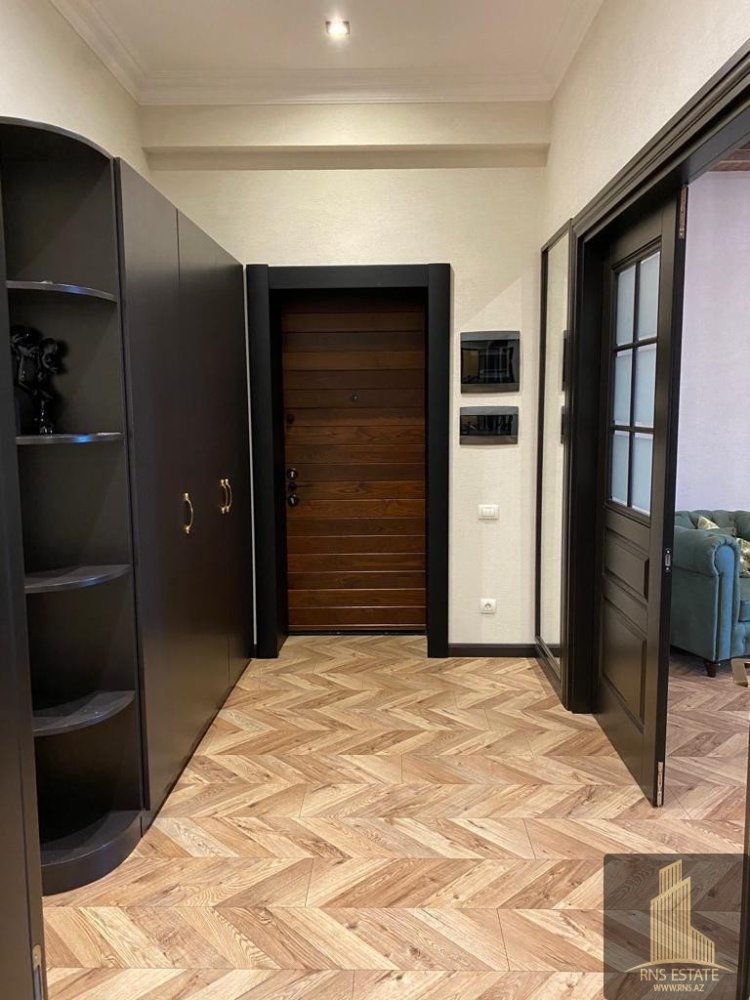 3 bedrooms Apartment in Nasimi, Azerbaijan No. 2090