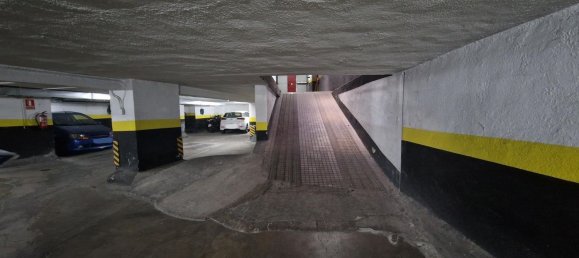 Garage à Madrid, Spain 623m² No. 113994 9