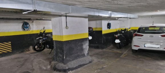 Garage à Madrid, Spain 623m² No. 113994 2