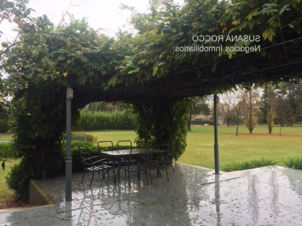 4 Schlafzimmer Haus in Pilar, Argentina, Nr. 101132