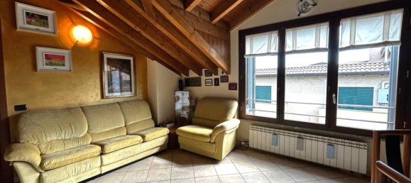 1 bedroom Apartment in Barlassina, Italy No. 301060 4