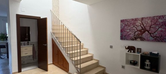 3 bedrooms Townhouse in Estepona, Spain No. 166172 13