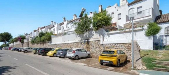 3 bedrooms Townhouse in Estepona, Spain No. 166172 24