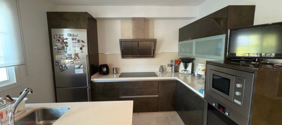 3 bedrooms Townhouse in Estepona, Spain No. 166172 6