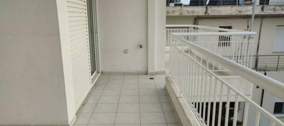 3 bedrooms Apartment in Moschato, Greece No. 3147 3