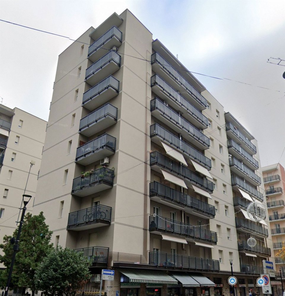 2غرفة شقة في Pioltello, Italy رقم 227327