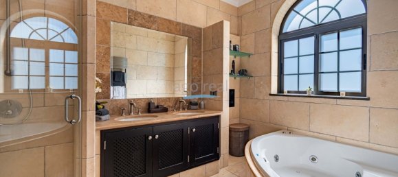 5 bedrooms Villa in Loule, Portugal No. 108712 18