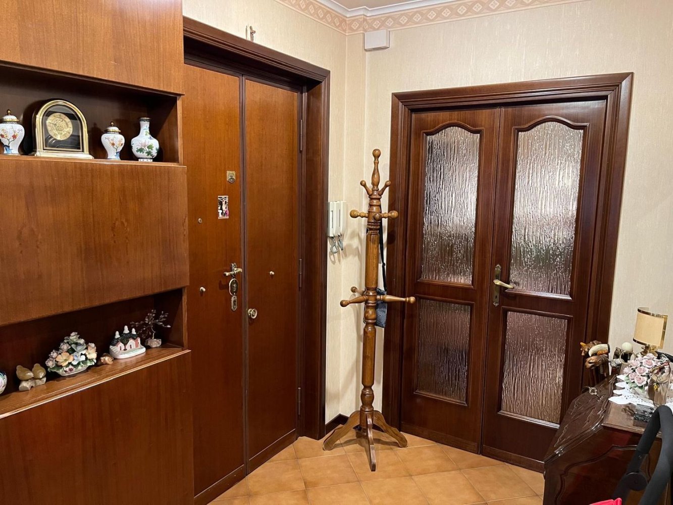 Apartamento de 4 dormitorios en Rome, Italy No. 376860