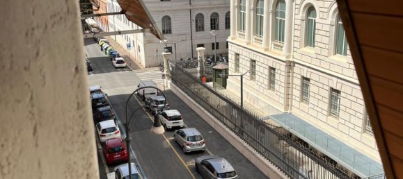 Apartamento de 4 dormitorios en Rome, Italy No. 376860 11