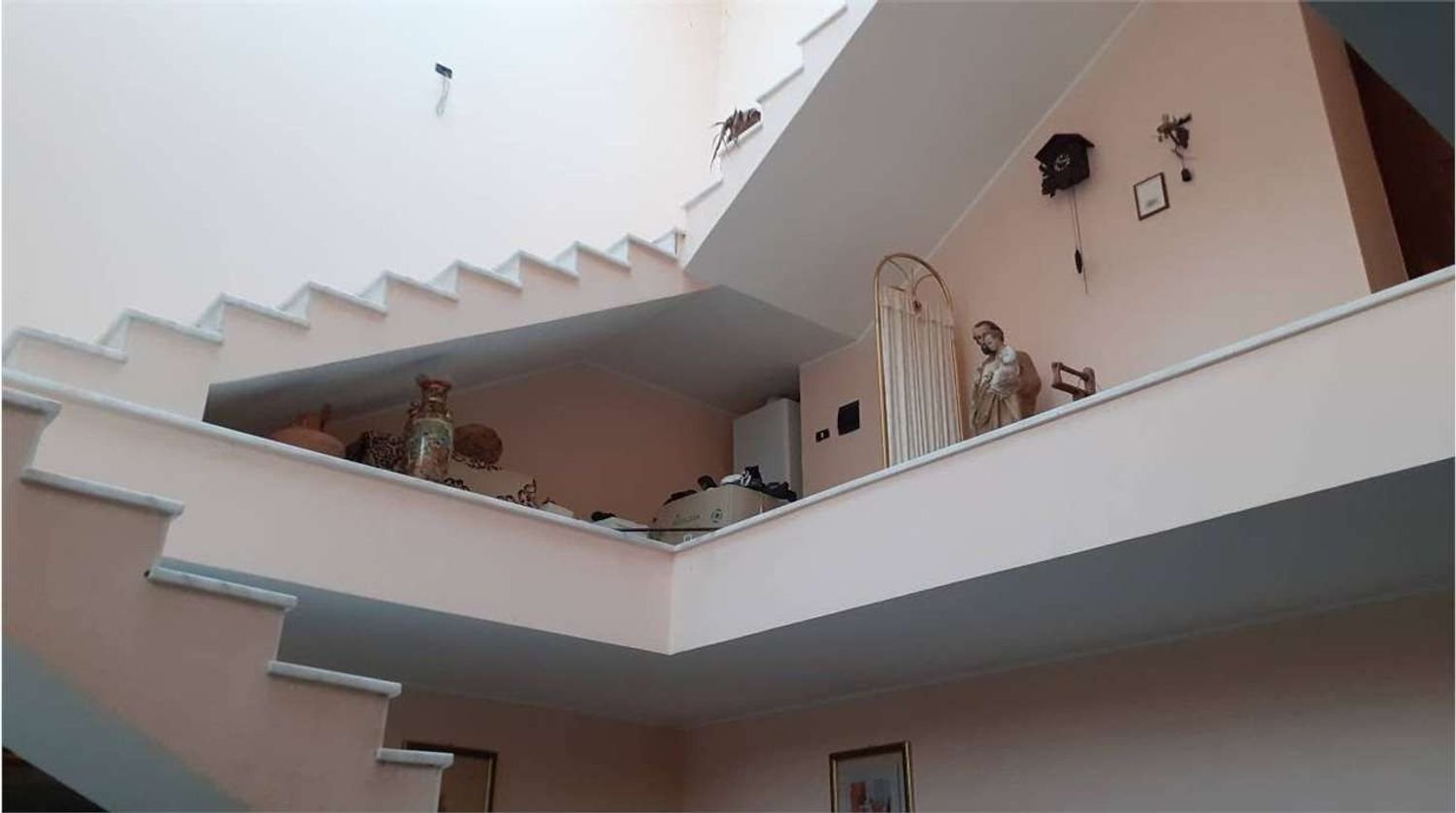 Casa de 7 habitaciónes en Biella, Italy No. 297622