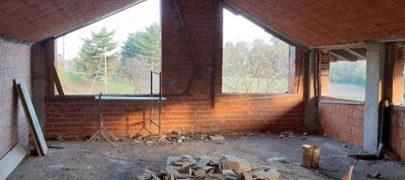 Casa de 7 habitaciónes en Biella, Italy No. 297622 16