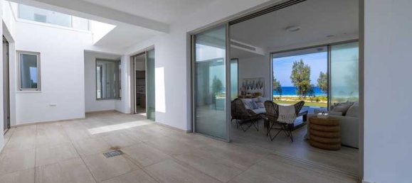 3 bedrooms House in Pyla, Cyprus No. 10859 4