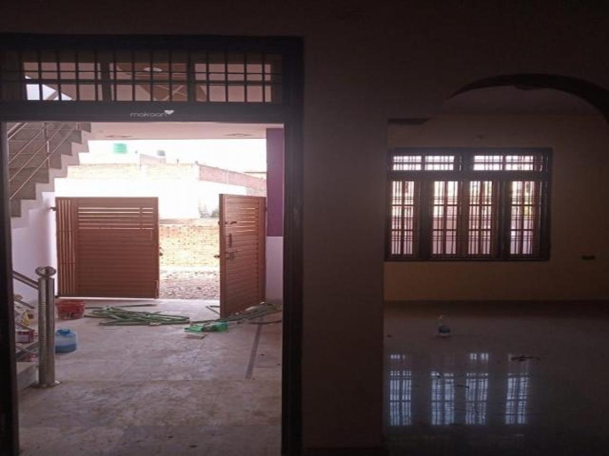 3 bedrooms House in Lucknow, India No. 26731