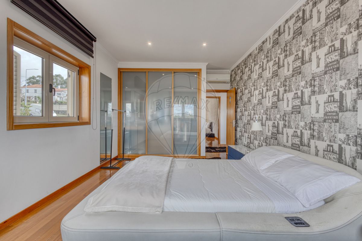 4 chambres house à vendre à Milheiros de Poiares, Santa Maria da Feira, Aveiro, Portugal № 21001