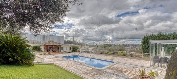 4 chambres house à vendre à Milheiros de Poiares, Santa Maria da Feira, Aveiro, Portugal № 21001 39