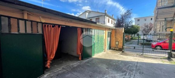 Garaje en Cernusco sul Naviglio, Italy 12 m² No. 359058 6