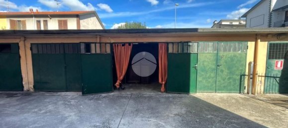 Garaje en Cernusco sul Naviglio, Italy 12 m² No. 359058 8