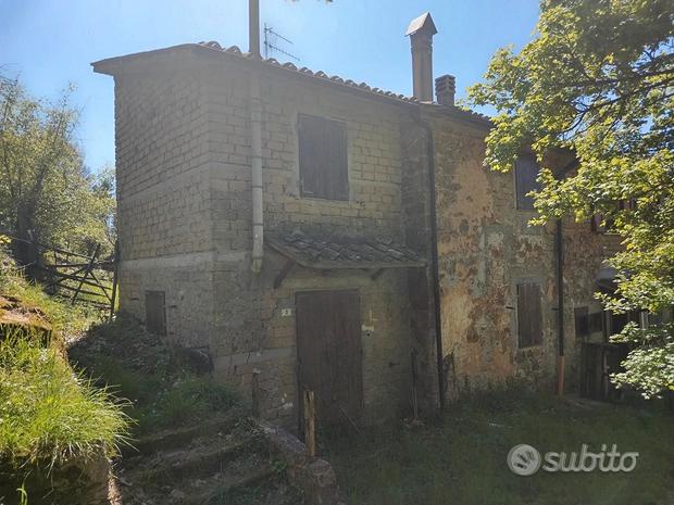 4 rooms House in Santa Fiora, Italy No. 307558