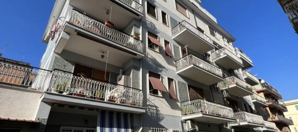 2 bedrooms Apartment in Rome, Italy No. 7914 22