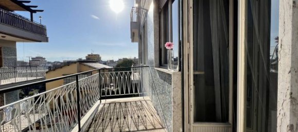 2 bedrooms Apartment in Rome, Italy No. 7914 21