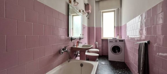 2 bedrooms Apartment in Rome, Italy No. 7914 10