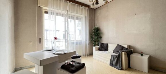 2 bedrooms Apartment in Rome, Italy No. 7914 2