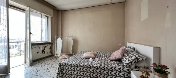 2 bedrooms Apartment in Rome, Italy No. 7914 12