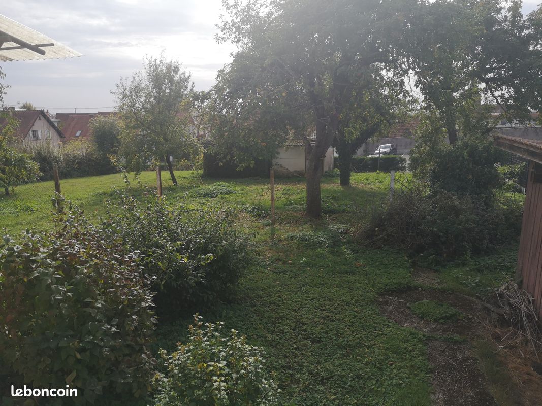 Земельный участок 700м² в Сюрбур, Франция № 155807