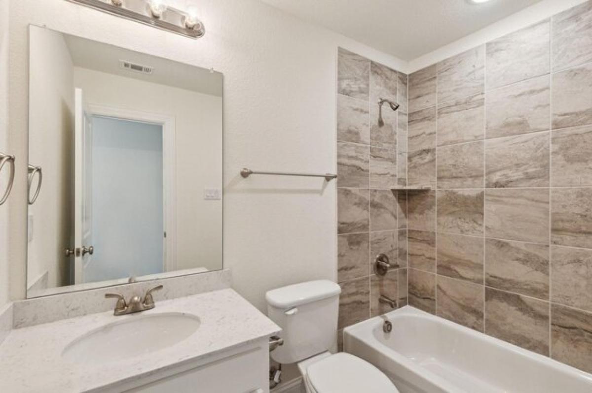 5 bedrooms House in Venus, USA No. 400883