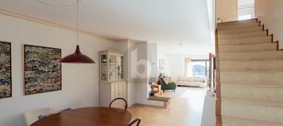 3-salle Duplex à Dusseldorf, Germany No. 8154 2