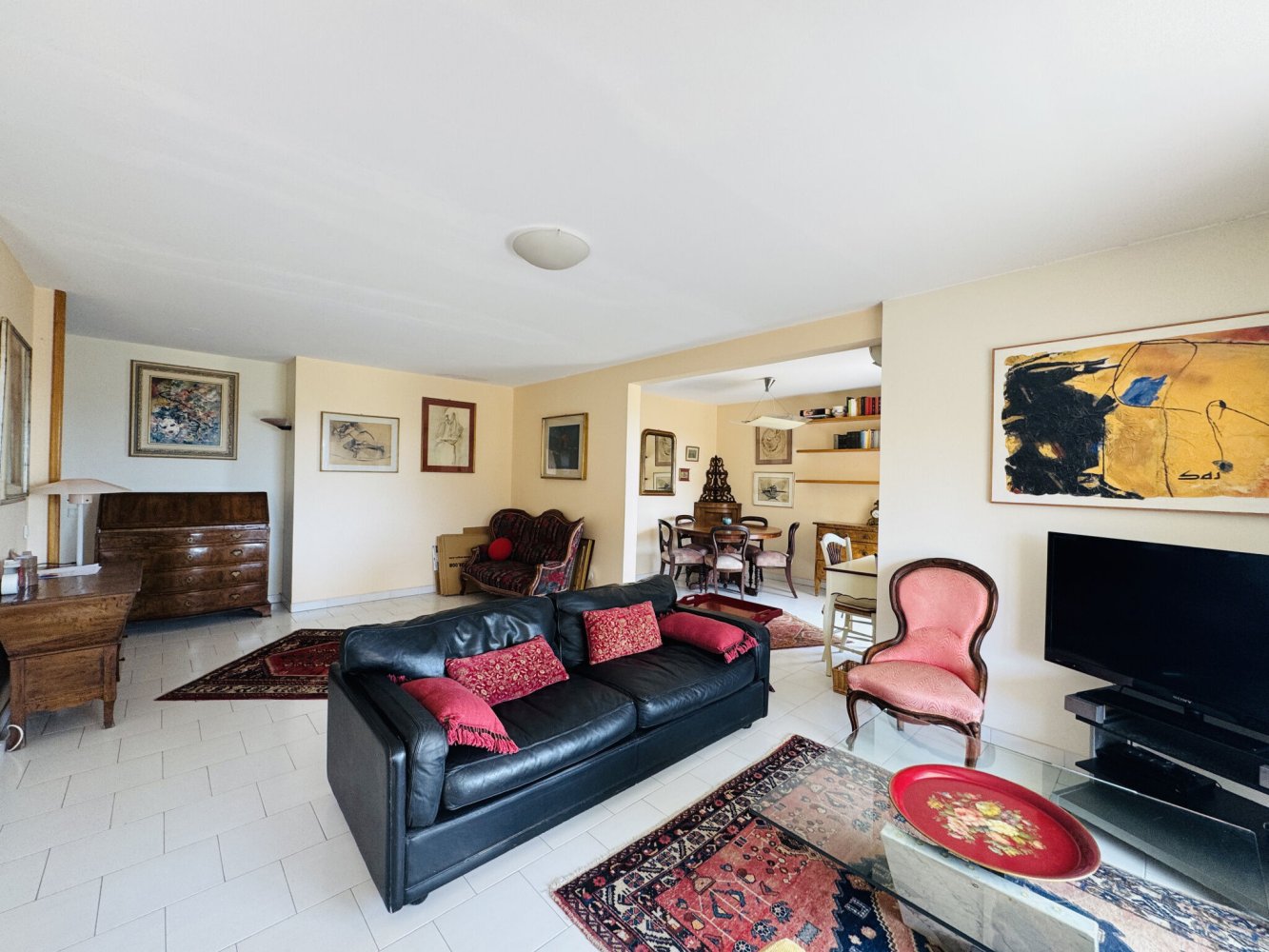 3 Schlafzimmer Wohnung in Aix-en-Provence, France, Nr. 350840