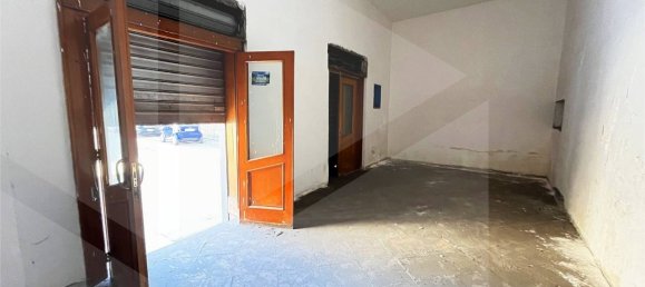 3 rooms Commercial property in Arzano, Italy No. 25363 5