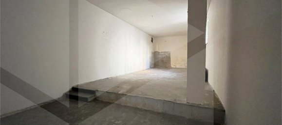 3 rooms Commercial property in Arzano, Italy No. 25363 7