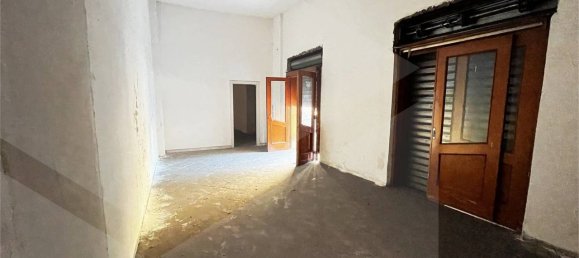 3 rooms Commercial property in Arzano, Italy No. 25363 4