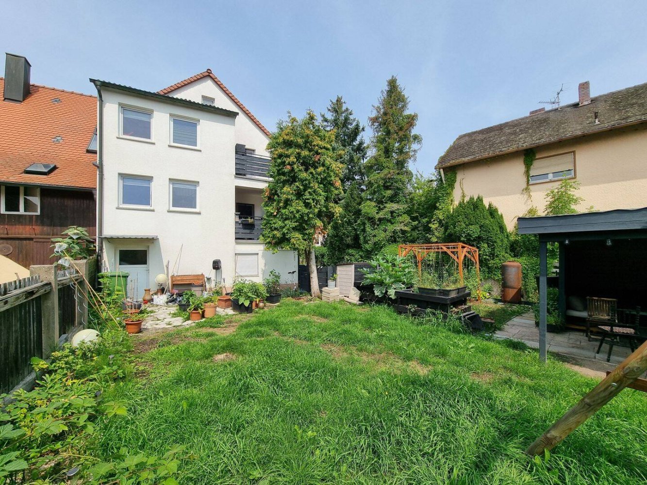 Adosado de 4 habitaciónes en Roth, Germany No. 318968