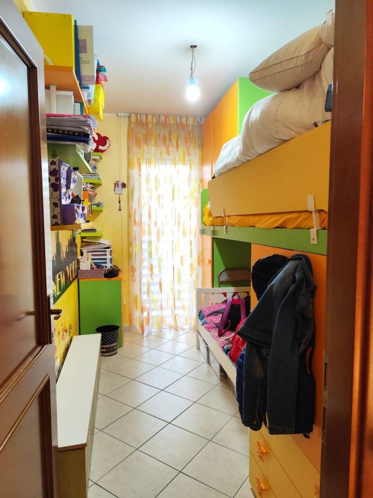Apartamento T4 em Monterotondo, Italy N.º 355943