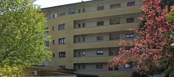 Apartamento de 3 habitaciónes en Milan, Italy No. 240244 2